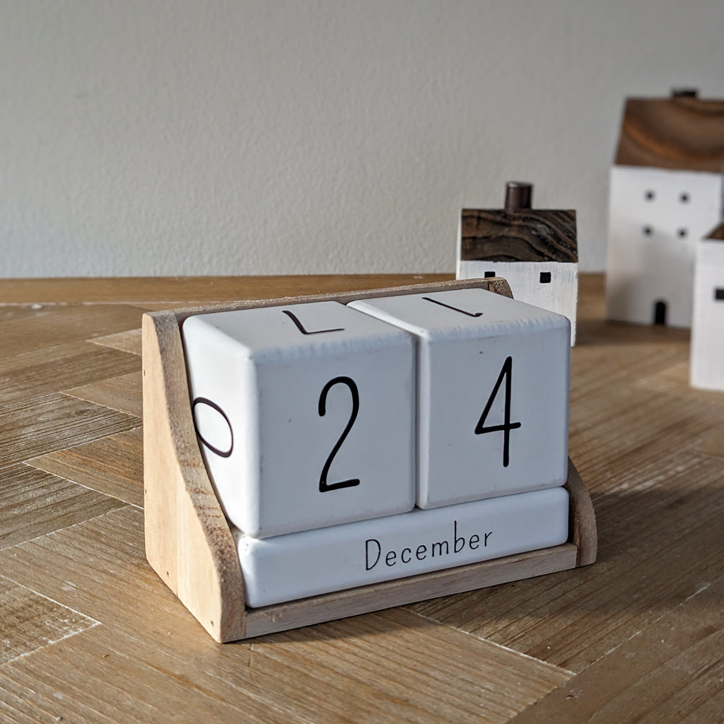 Blockkalender als Ewiger Kalender mit Datum- und Monatsanzeige