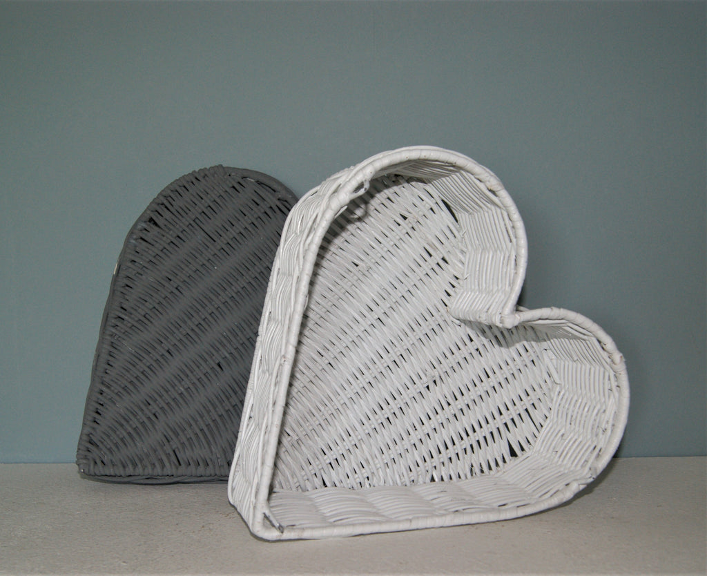 Korb Dose Herz weiß grau