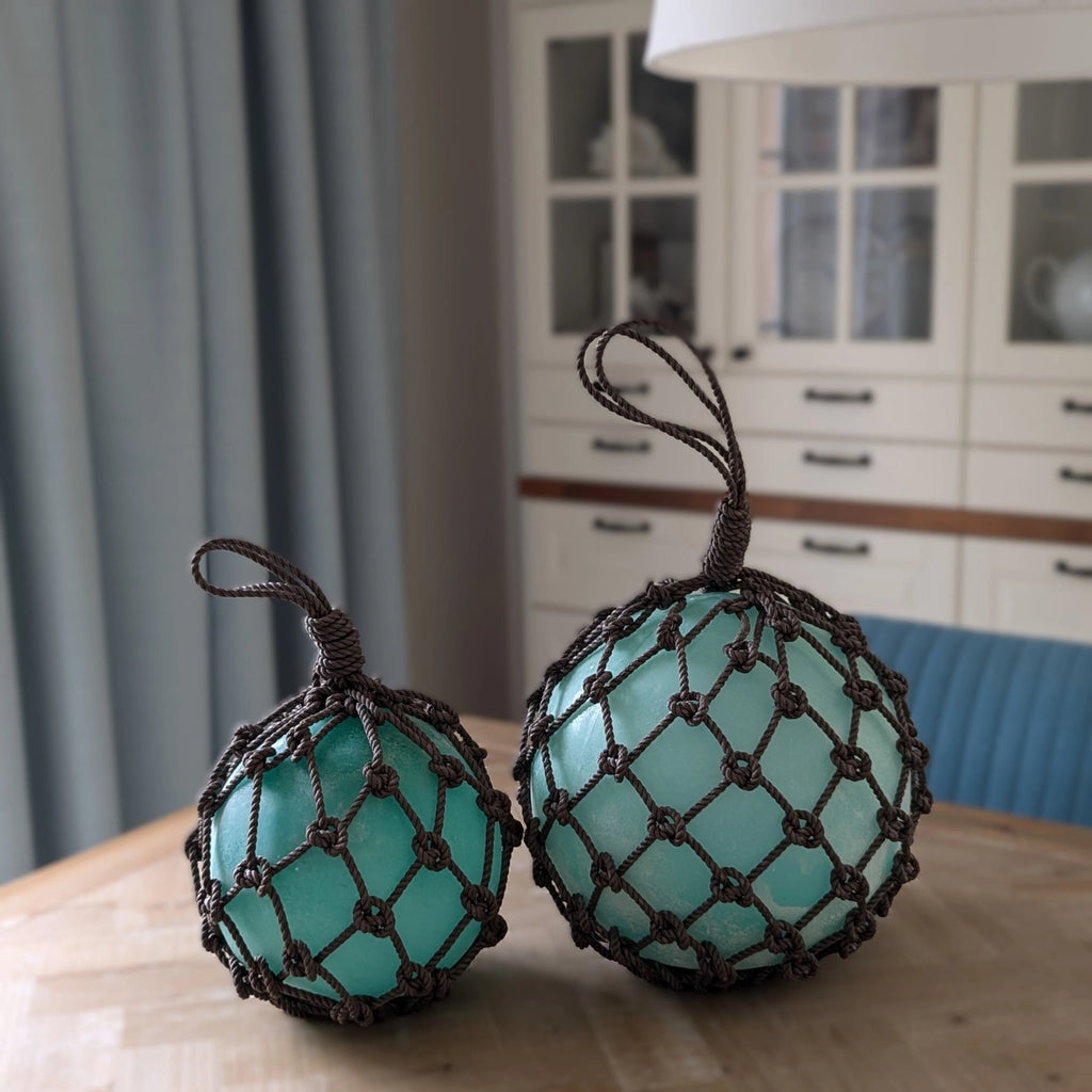 Fischerkugel Glas im Netz türkis