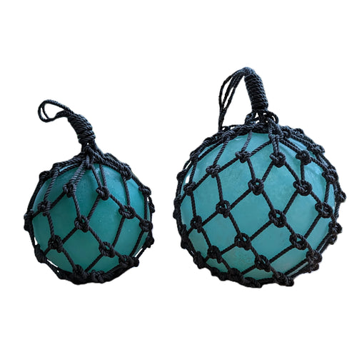Fischerkugel Glas im Netz türkis