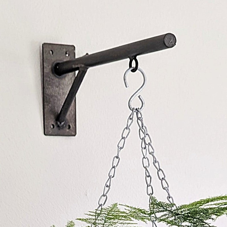 Hängender Übertopf Boot mit Wandhalterung