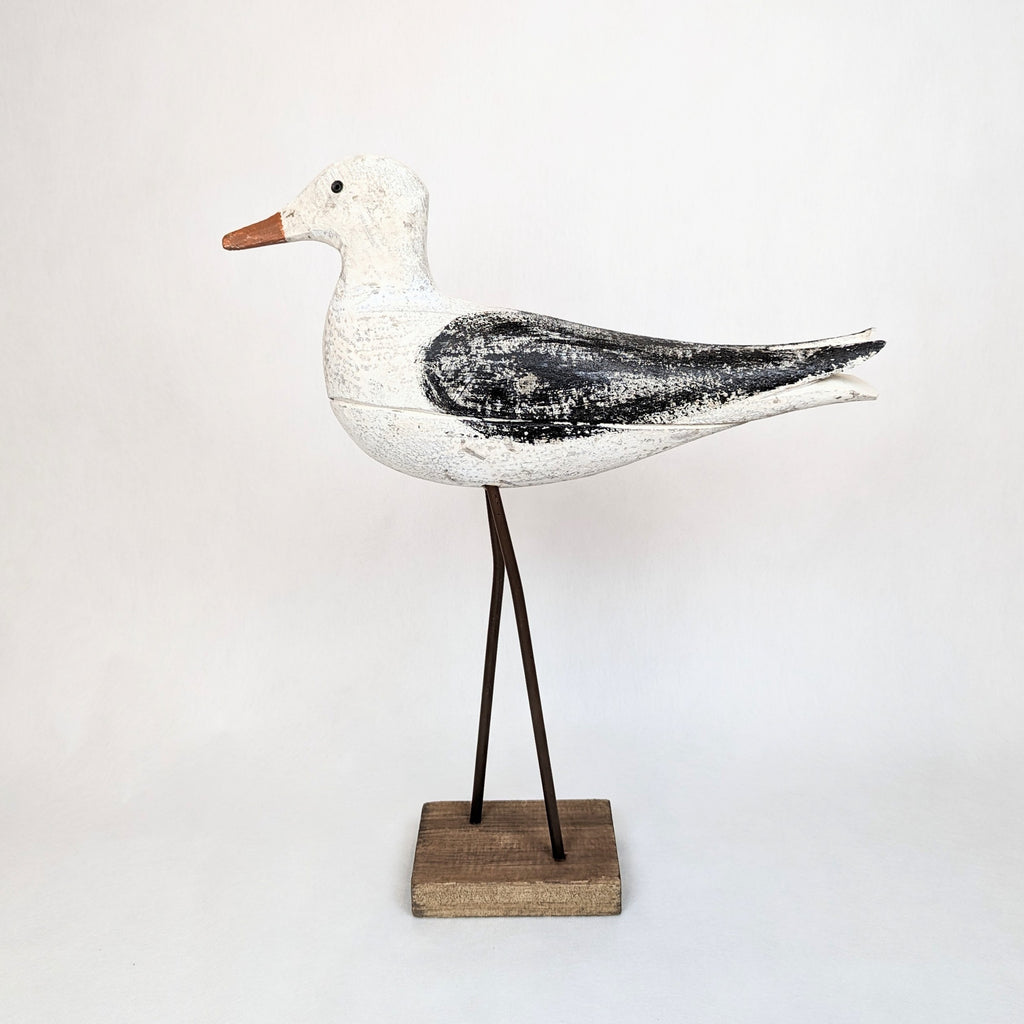 Holz Skulptur Möwe auf Sockel in drei Größen und Varianten zur Wahl