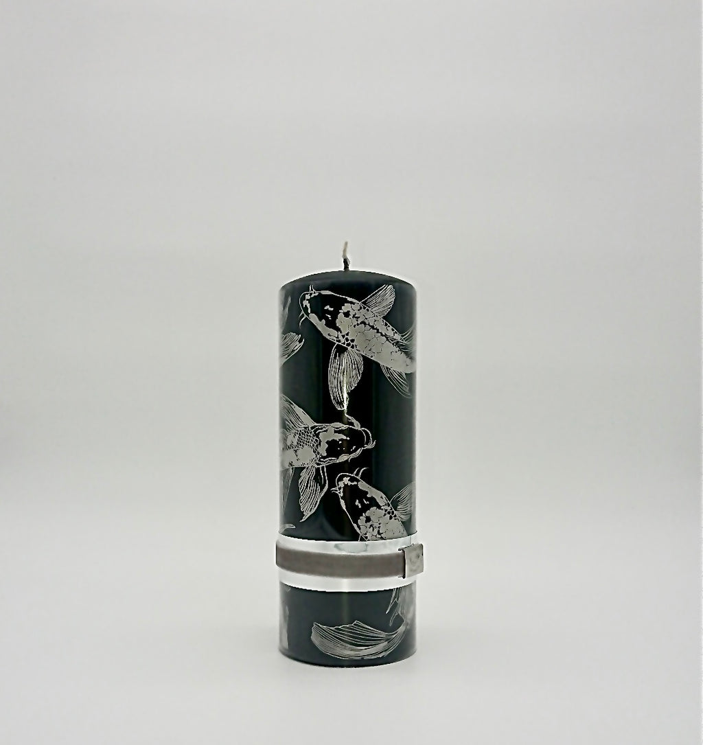 Kerze "Koi Fisch" Design schwarz Silber