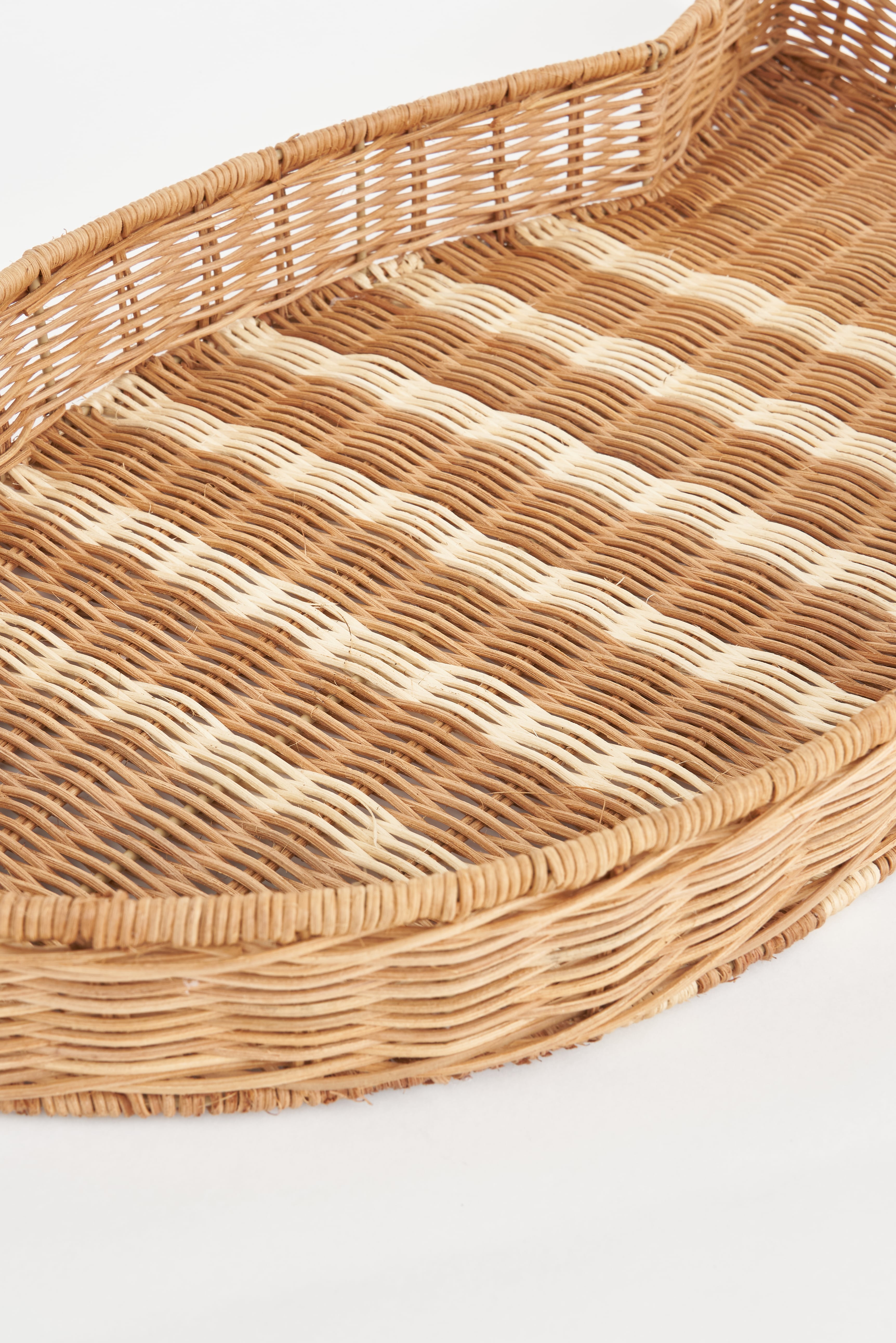 Korb Tablett Fisch - 2 Größen zur Wahl