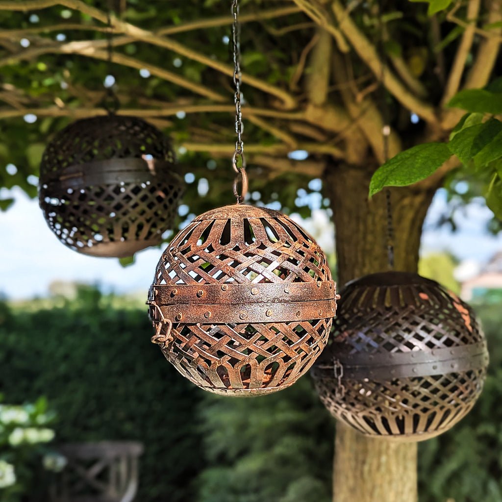 Metallkugel hängend Edelrost in drei Größen
