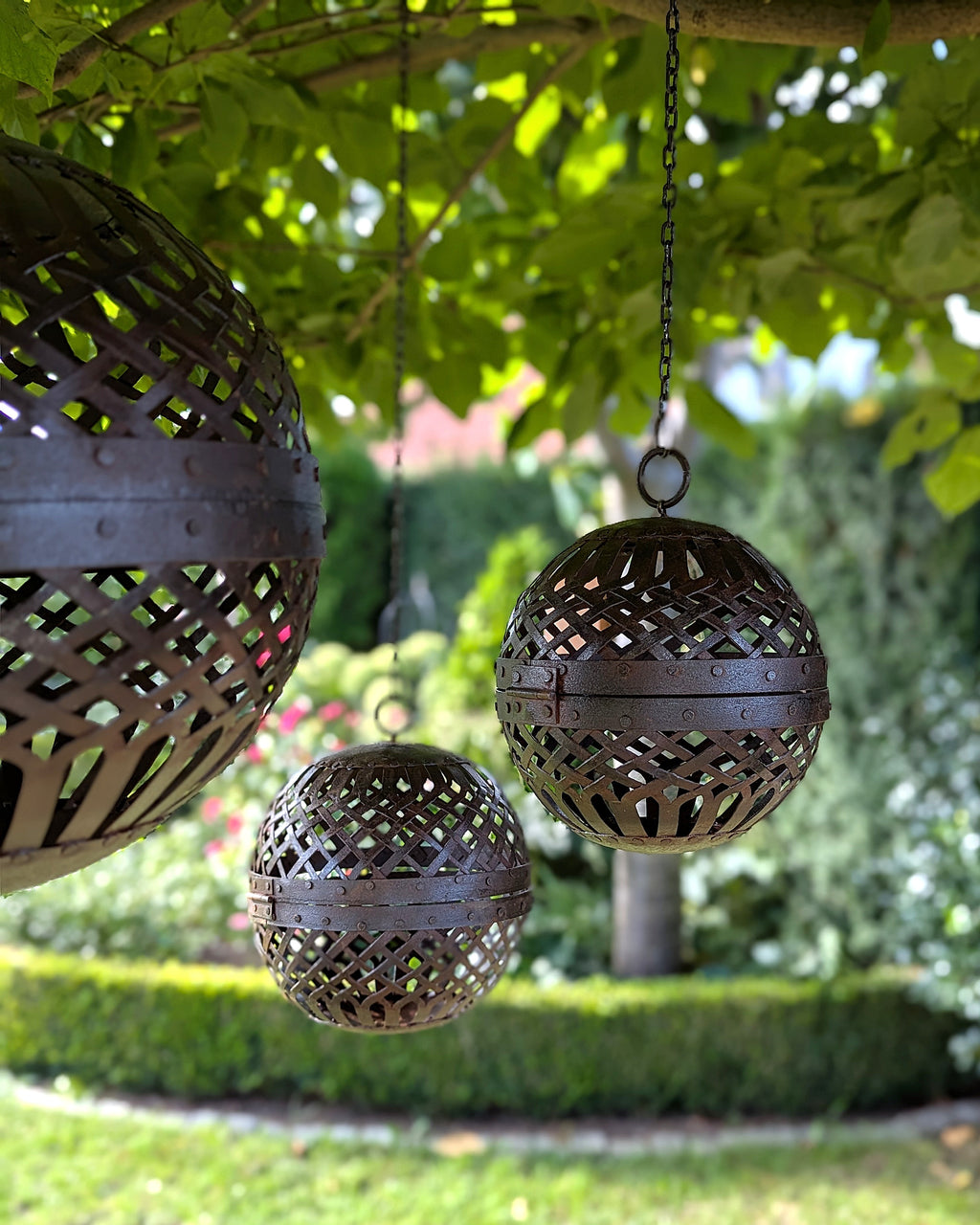 Metallkugel hängend Edelrost in drei Größen