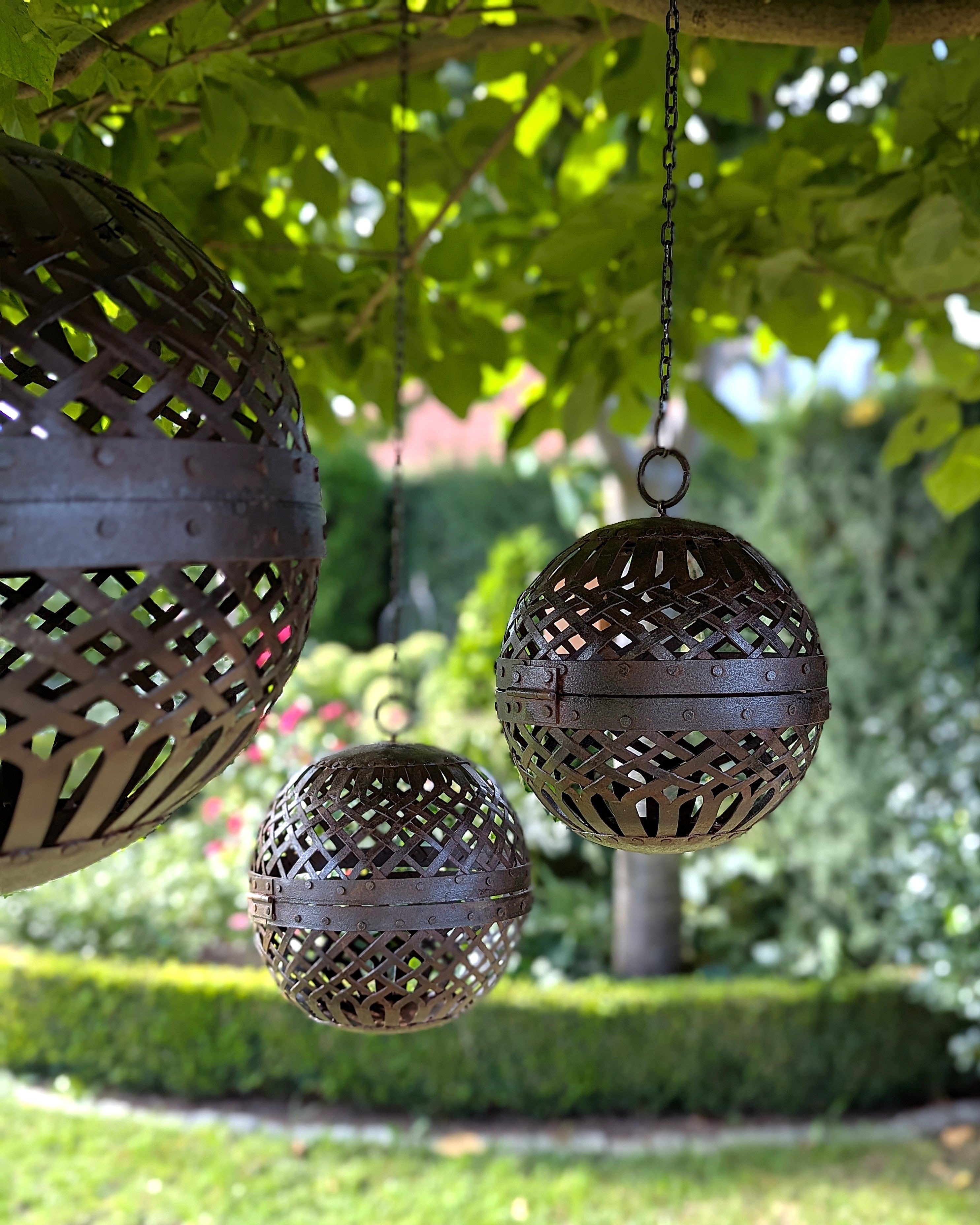 Metallkugel hängend Edelrost in drei Größen