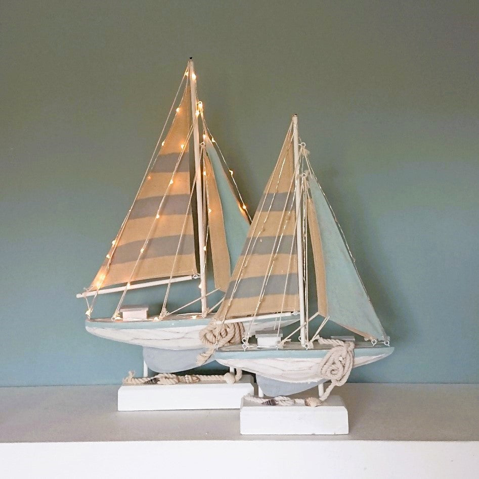 Segelschiff mit LED klein