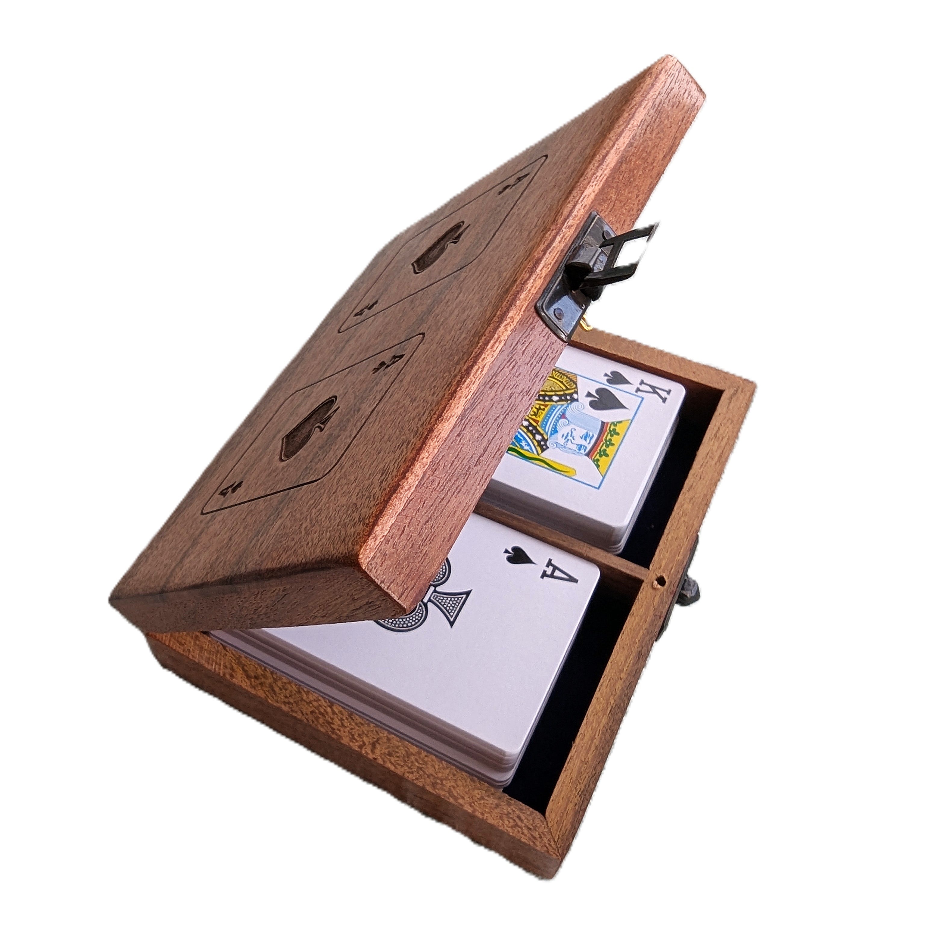 Spielkarten in Holzbox