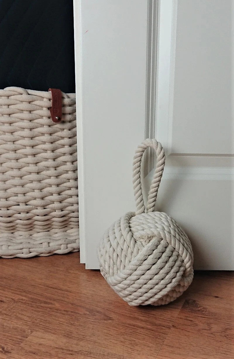 Maritimer Türstopper aus Tauwerk