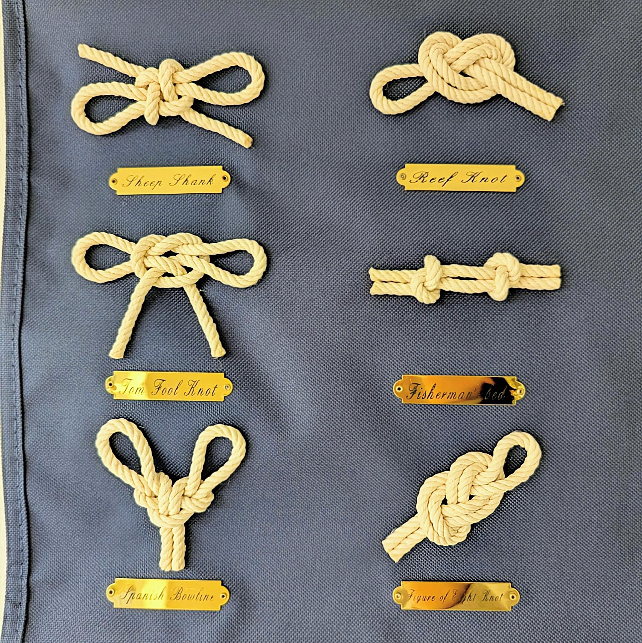 Maritime Knotentafel Wandbehang aus Segelstoff